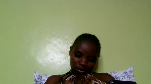 Snapshot of nelly_ebony5 chatting on 06-08-26, 02:28 nelly_ebony5 online show from 06-08-26, 02:28