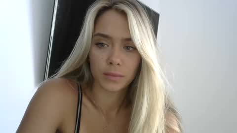 nelly_fortu online show from 04-23-26, 10:47