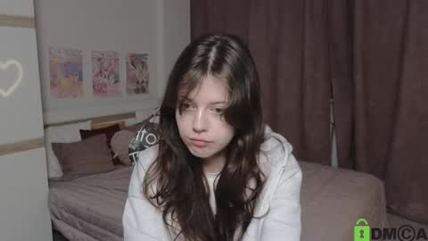 nellysunrise_1 online show from 09-14-25, 11:04