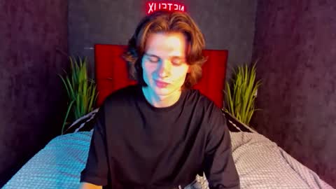 Snapshot of nelson_godman chatting on 10-22-25, 04:07 nelson_godman online show from 10-22-25, 04:07