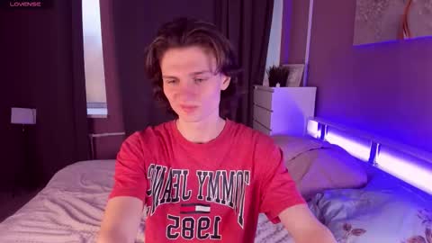 Snapshot of nelson_godman chatting on 10-28-25, 01:25 nelson_godman online show from 10-28-25, 01:25