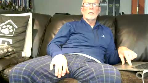 Jack online show from 11-24-25, 02:11