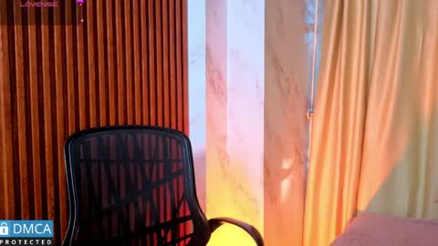 Salome Nena cupcake online show from 04-22-26, 11:12