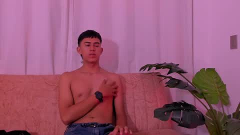 Nene Fran online show from 04-30-26, 01:45