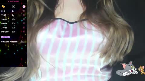 Snapshot of nene_sweet_mommy chatting on 01-26-25, 08:23 nene sweet mommy online show from 01-26-25, 08:23