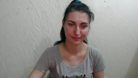 Nensy online show from 03-01-25, 12:17