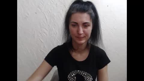 Nensy online show from 01-12-26, 02:44