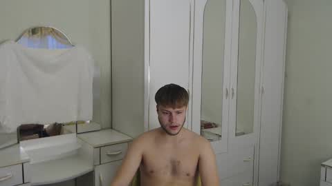 Snapshot of nenvol1 chatting on 01-21-25, 06:11 better ask online show from 01-21-25, 06:11