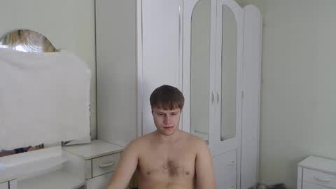 Snapshot of nenvol1 chatting on 02-28-25, 10:09 better ask online show from 02-28-25, 10:09