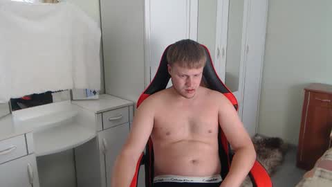 Snapshot of nenvol1 chatting on 09-15-25, 09:53 better ask online show from 09-15-25, 09:53