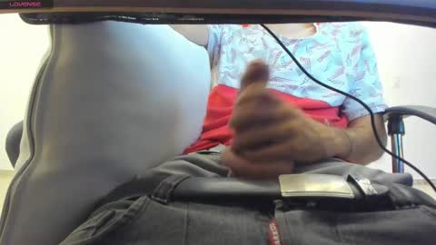 Snapshot of neo_and_jhin chatting on 01-23-25, 07:51 Jhin online show from 01-23-25, 07:51