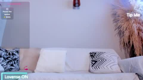 Snapshot of neo_dimou chatting on 01-29-25, 10:48 Jordan online show from 01-29-25, 10:48