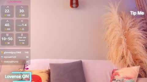 Snapshot of neo_dimou chatting on 02-12-25, 06:09 Jordan online show from 02-12-25, 06:09