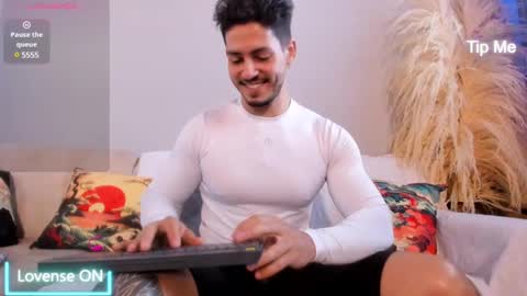 Snapshot of neo_dimou chatting on 02-19-25, 11:38 Jordan online show from 02-19-25, 11:38