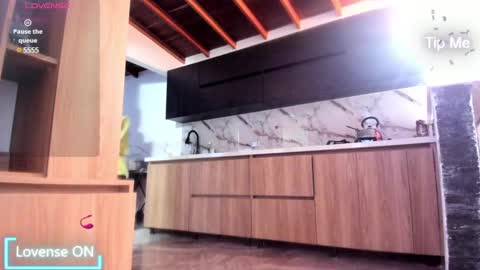 Snapshot of neo_dimou chatting on 02-20-25, 11:20 Jordan online show from 02-20-25, 11:20