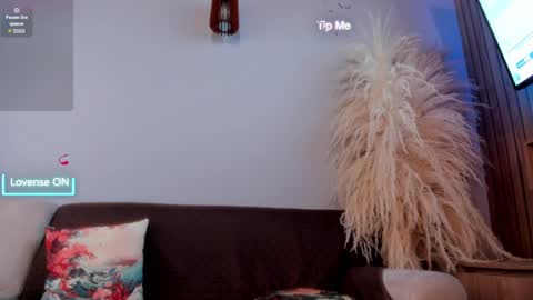 Snapshot of neo_dimou chatting on 03-10-25, 11:32 Jordan online show from 03-10-25, 11:32