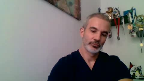 Snapshot of neodent chatting on 12-17-24, 06:31 neodent online show from 12-17-24, 06:31