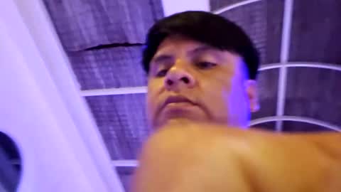 Snapshot of neogeo10xd chatting on 12-18-24, 05:26 neogeo10xd online show from 12-18-24, 05:26