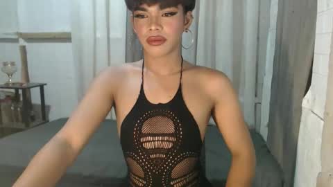 Snapshot of neomi_hardcock chatting on 09-28-25, 01:05 neomi online show from 09-28-25, 01:05
