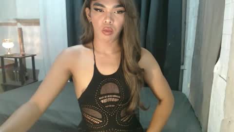 Snapshot of neomi_hardcock chatting on 10-03-25, 03:42 neomi online show from 10-03-25, 03:42