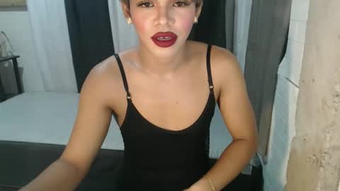 Snapshot of neomi_hardcock chatting on 10-23-25, 07:07 neomi online show from 10-23-25, 07:07
