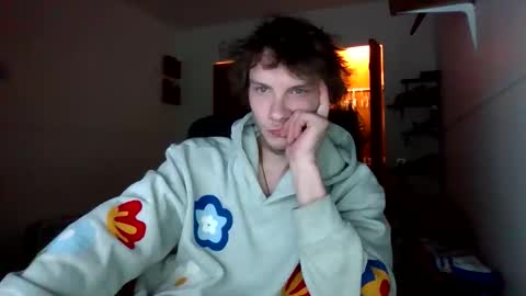 Snapshot of nephew_p chatting on 04-21-26, 01:07 nephew_p online show from 04-21-26, 01:07