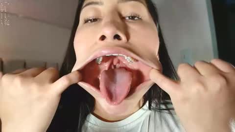 Helena    Every Friday new video for my fan club loves  online show from 02-10-25, 11:55