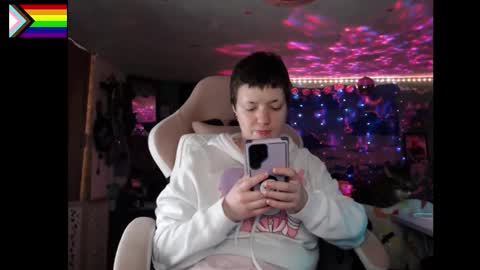 Snapshot of nerdy_squirty chatting on 01-13-26, 07:13 NerdySquirty online show from 01-13-26, 07:13