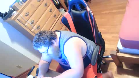 Snapshot of nerdychub4fun chatting on 12-27-24, 05:20 nerdychub4fun online show from 12-27-24, 05:20