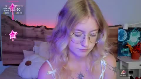 Nerissa online show from 09-20-25, 08:43