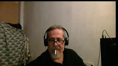 Snapshot of neron401 chatting on 11-12-25, 04:35 neron401 online show from 11-12-25, 04:35