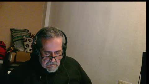 Snapshot of neron401 chatting on 11-24-25, 03:17 neron401 online show from 11-24-25, 03:17