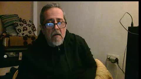 Snapshot of neron401 chatting on 11-30-25, 09:19 neron401 online show from 11-30-25, 09:19