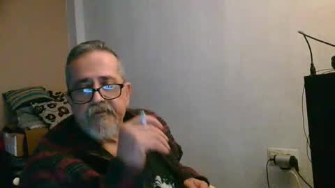 Snapshot of neron401 chatting on 12-14-25, 03:39 neron401 online show from 12-14-25, 03:39