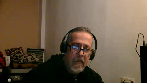Snapshot of neron401 chatting on 12-17-25, 05:24 neron401 online show from 12-17-25, 05:24