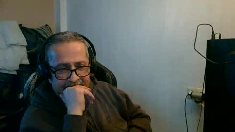 neron401 online show from 04-18-26, 02:32