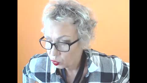 NessyJenixs online show from 10-07-25, 08:11