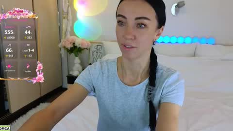 Snapshot of nevergiveup_1 chatting on 02-25-26, 11:09 never give up online show from 02-25-26, 11:09