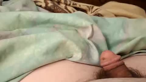 Snapshot of neverseentthatb4 chatting on 12-01-25, 11:37 Matt online show from 12-01-25, 11:37