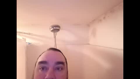 Snapshot of neverseentthatb4 chatting on 02-01-26, 11:03 Matt online show from 02-01-26, 11:03