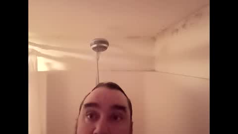 Snapshot of neverseentthatb4 chatting on 03-03-26, 01:01 Matt online show from 03-03-26, 01:01