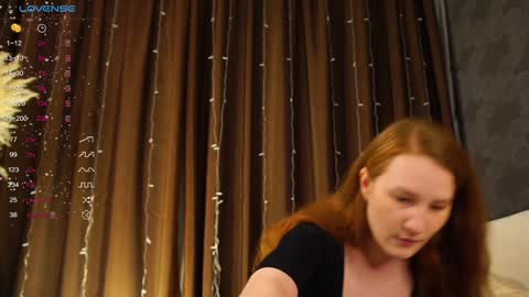 Snapshot of new_boobs chatting on 01-05-25, 01:26 Maria 3 online show from 01-05-25, 01:26