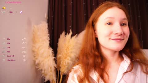 Snapshot of new_boobs chatting on 01-24-25, 05:42 Maria 3 online show from 01-24-25, 05:42