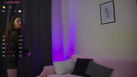 Snapshot of new_boobs chatting on 02-17-25, 04:42 Maria 3 online show from 02-17-25, 04:42