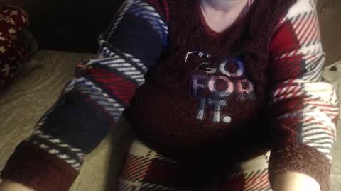 Lilly  online show from 11-02-25, 03:42