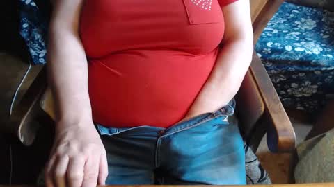 Lilly  online show from 12-15-25, 09:57