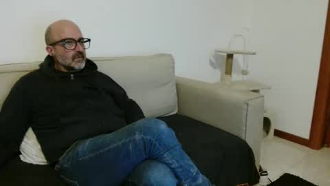 simi online show from 12-16-25, 07:19