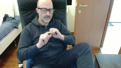 simi online show from 02-15-26, 02:03