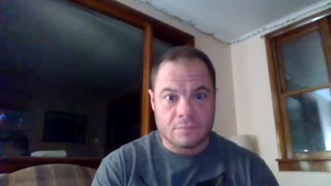 Snapshot of newguy81240 chatting on 02-13-25, 02:56 Newguy81240 online show from 02-13-25, 02:56