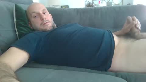 Snapshot of newicartman chatting on 03-07-25, 02:01 newicartman online show from 03-07-25, 02:01